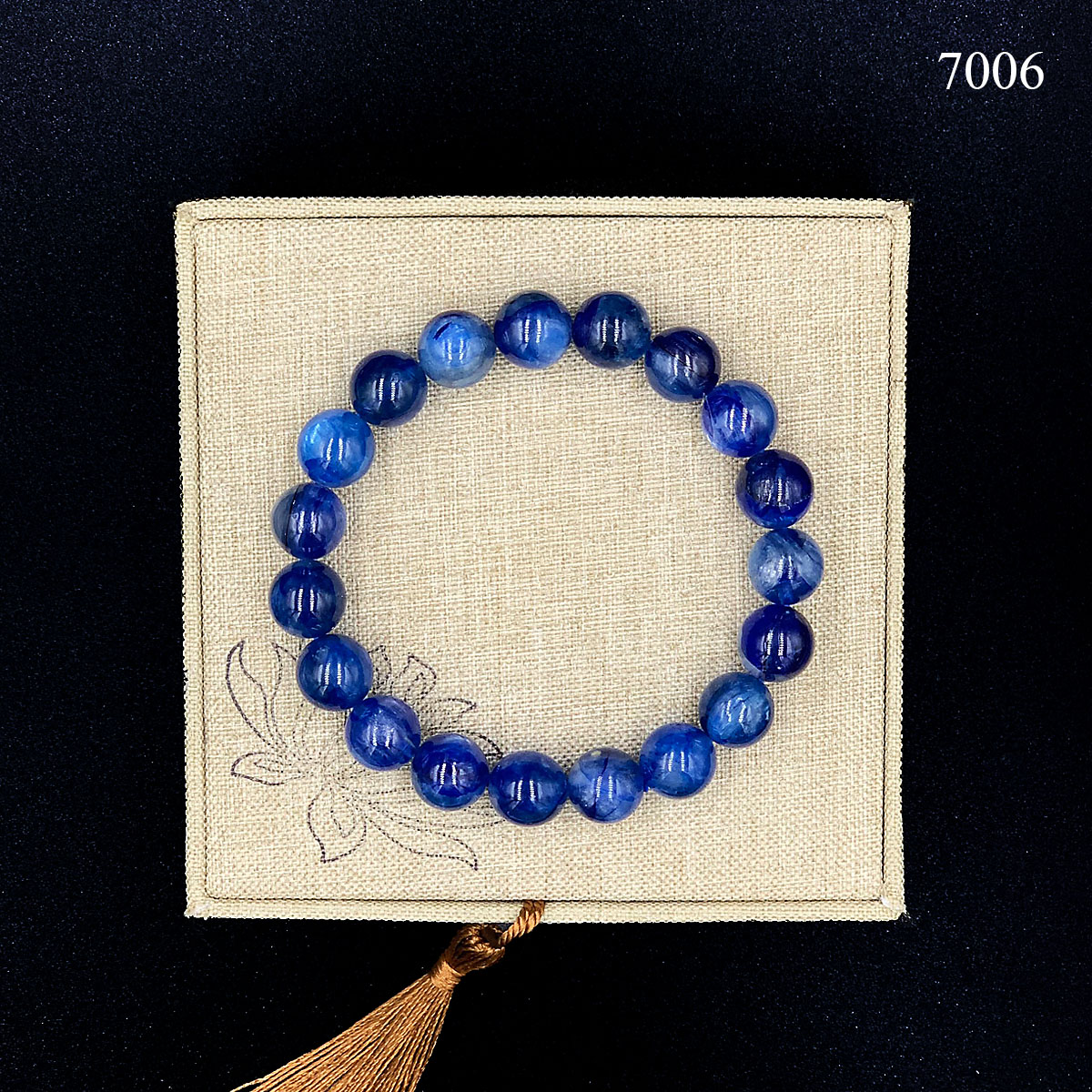 Vòng Tay Phong Thủy Đá Kyanite 7006