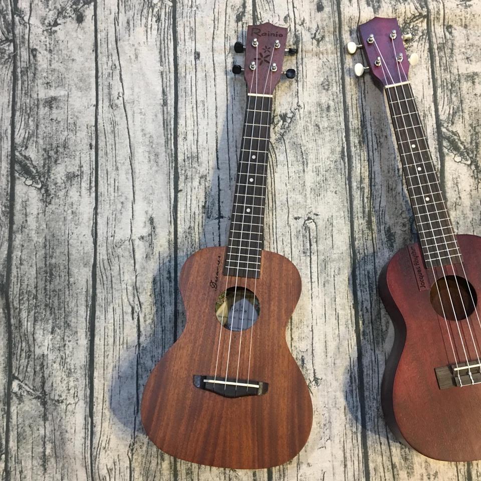 [HCM]Đàn Ukulele gỗ mahogany Size concert ( Tặng kèm 2 phím gẩy phiếu bảo hành 12 tháng)