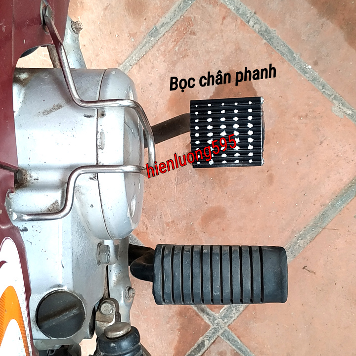 Bọc chân phanh xe máy (đạp thắng)