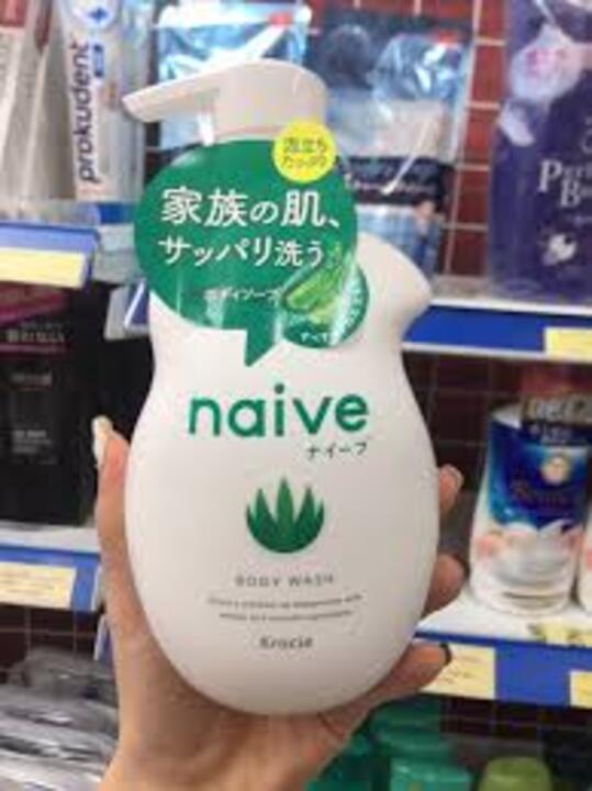Sữa tắm lô hội naive body wash 530ml