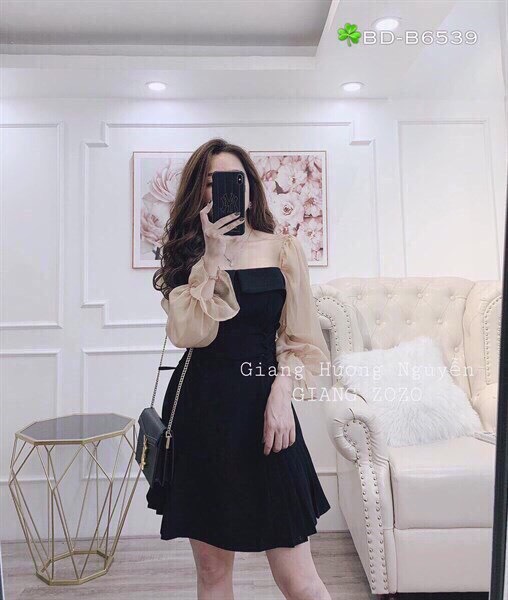 [HCM]ĐẦM ĐEN PHỐI TAY PHỒNG ĐUI CÁ