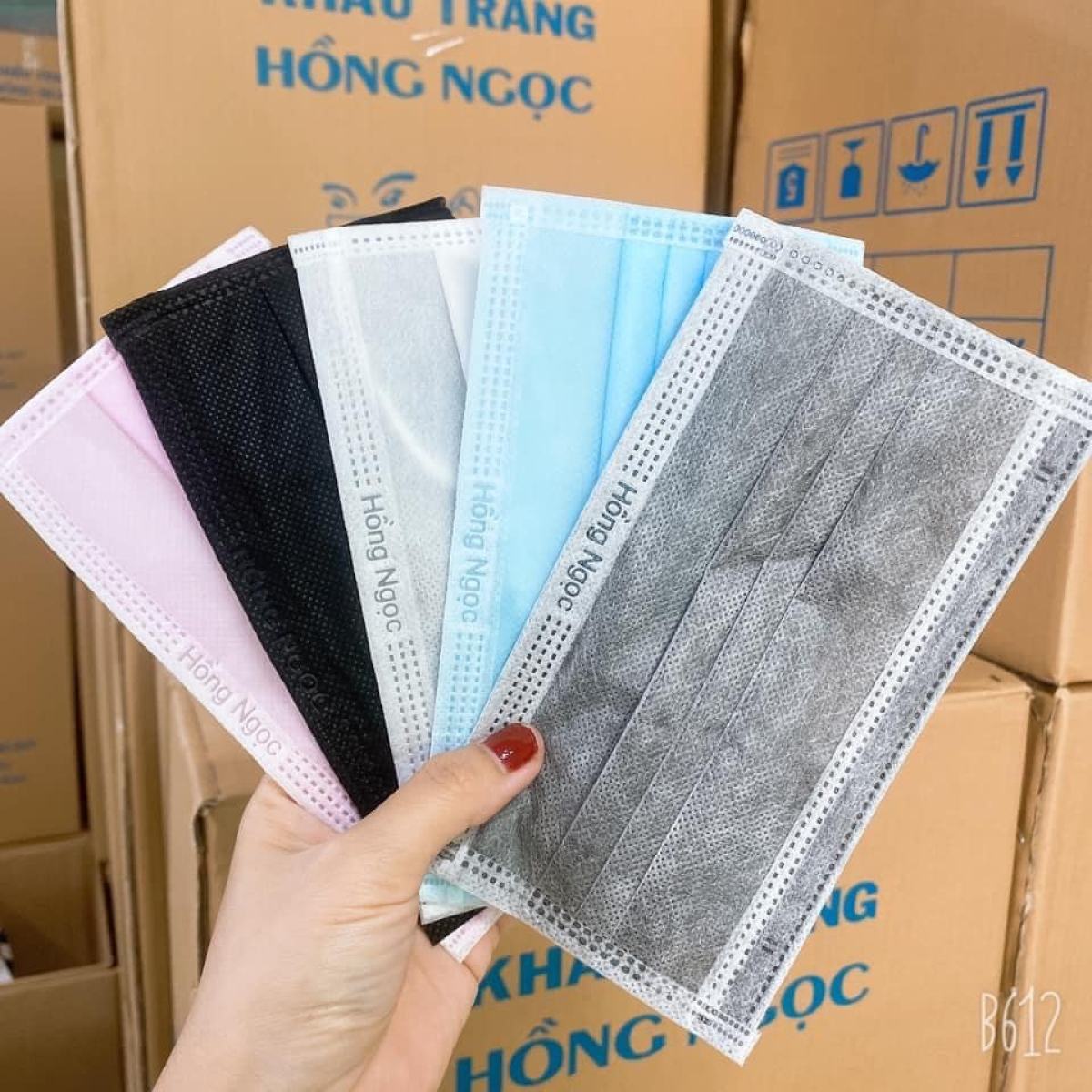 Khẩu Trang Y Tế 4 Lớp Hồng Ngọc Hộp 50 Chiếc (Đen - Trắng - Ghi - Xanh - Hồng)