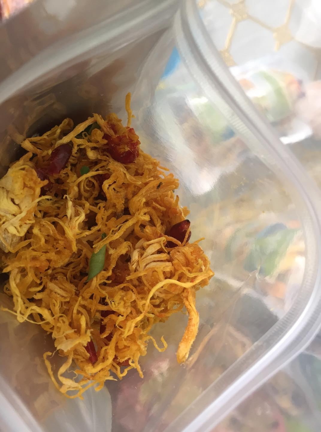 1kg khô gà lá chanh cay vừa