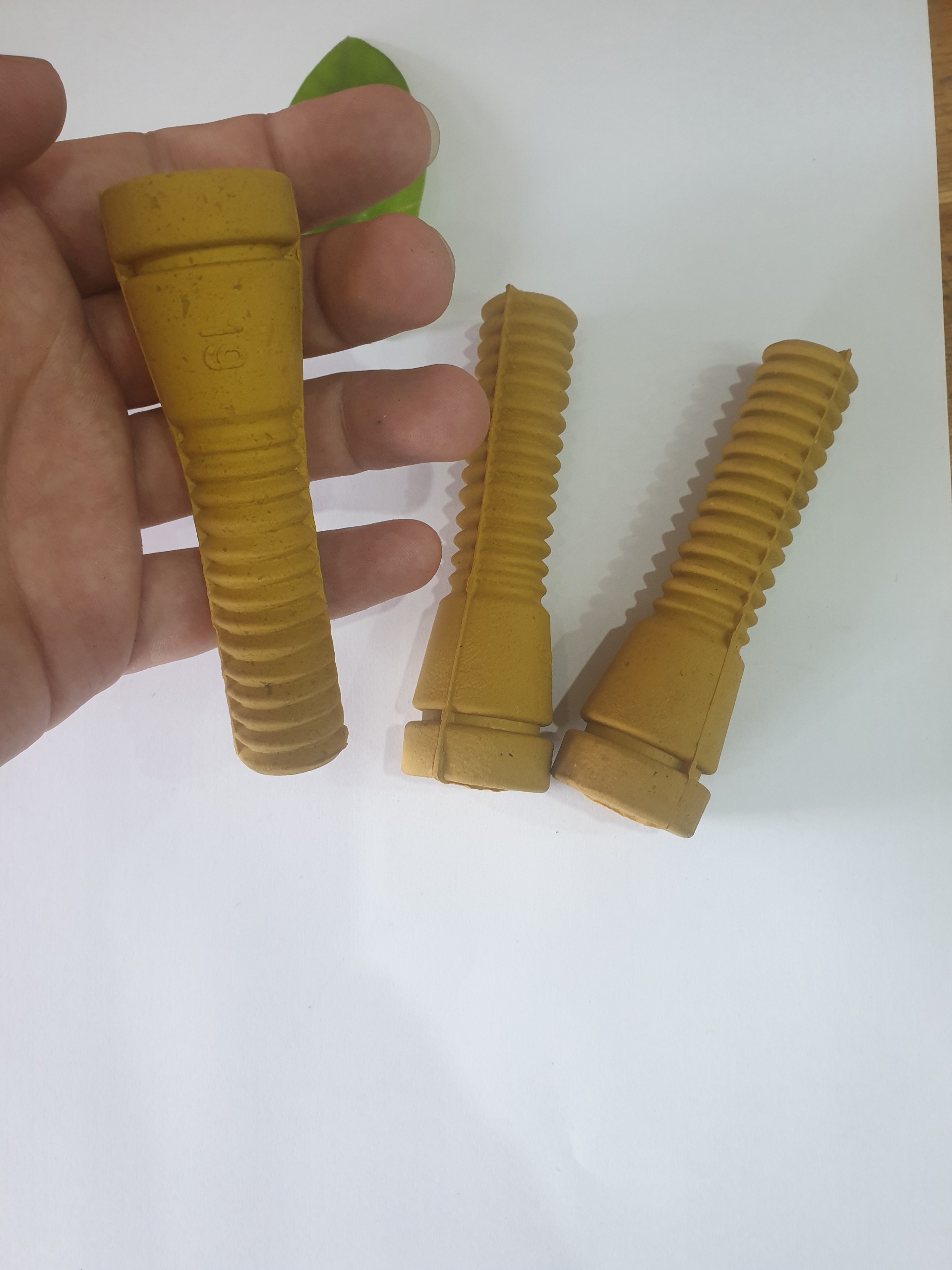 Núm cao su máy vặt lông gà, vịt giá tốt