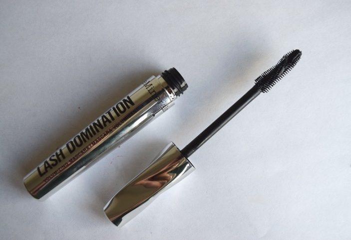 Mascara khoáng bareMinerals Lash Domination Volumizing