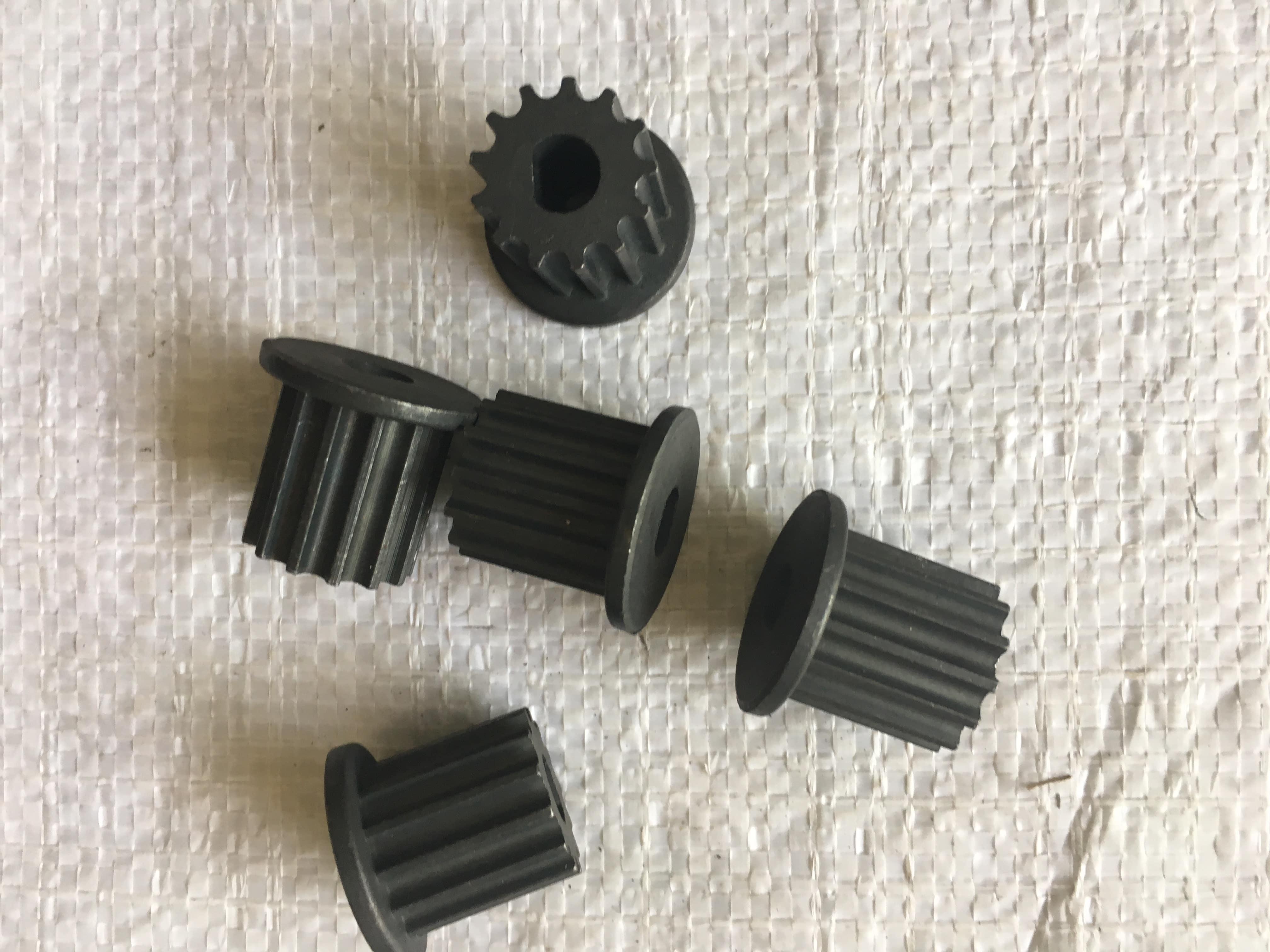 Buly chế xe điện, động cơ gắn dây curoa 5M