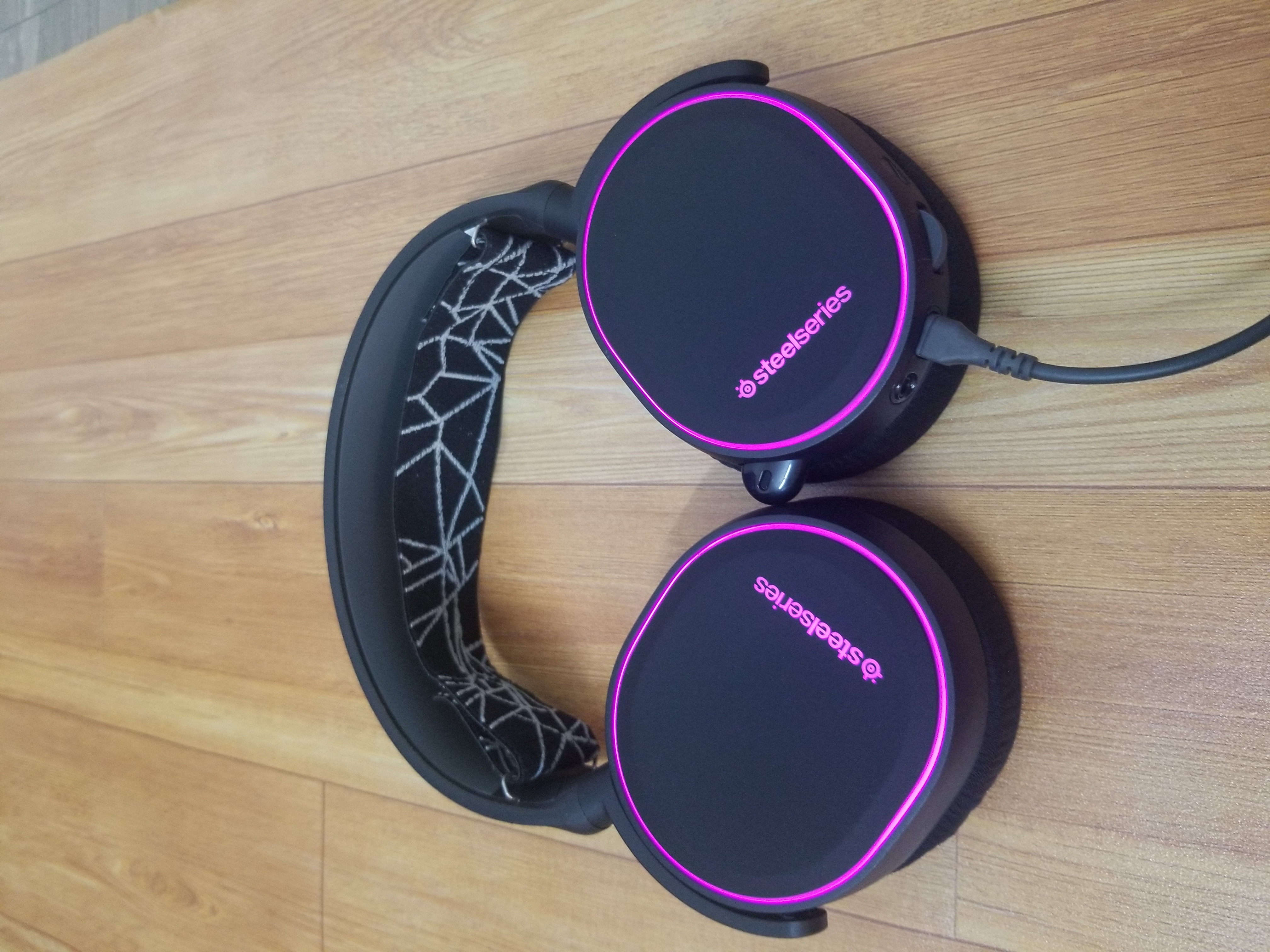 [HCM]Tai nghe Steelseries Arctis 5 2nd bảo hành 3 tháng