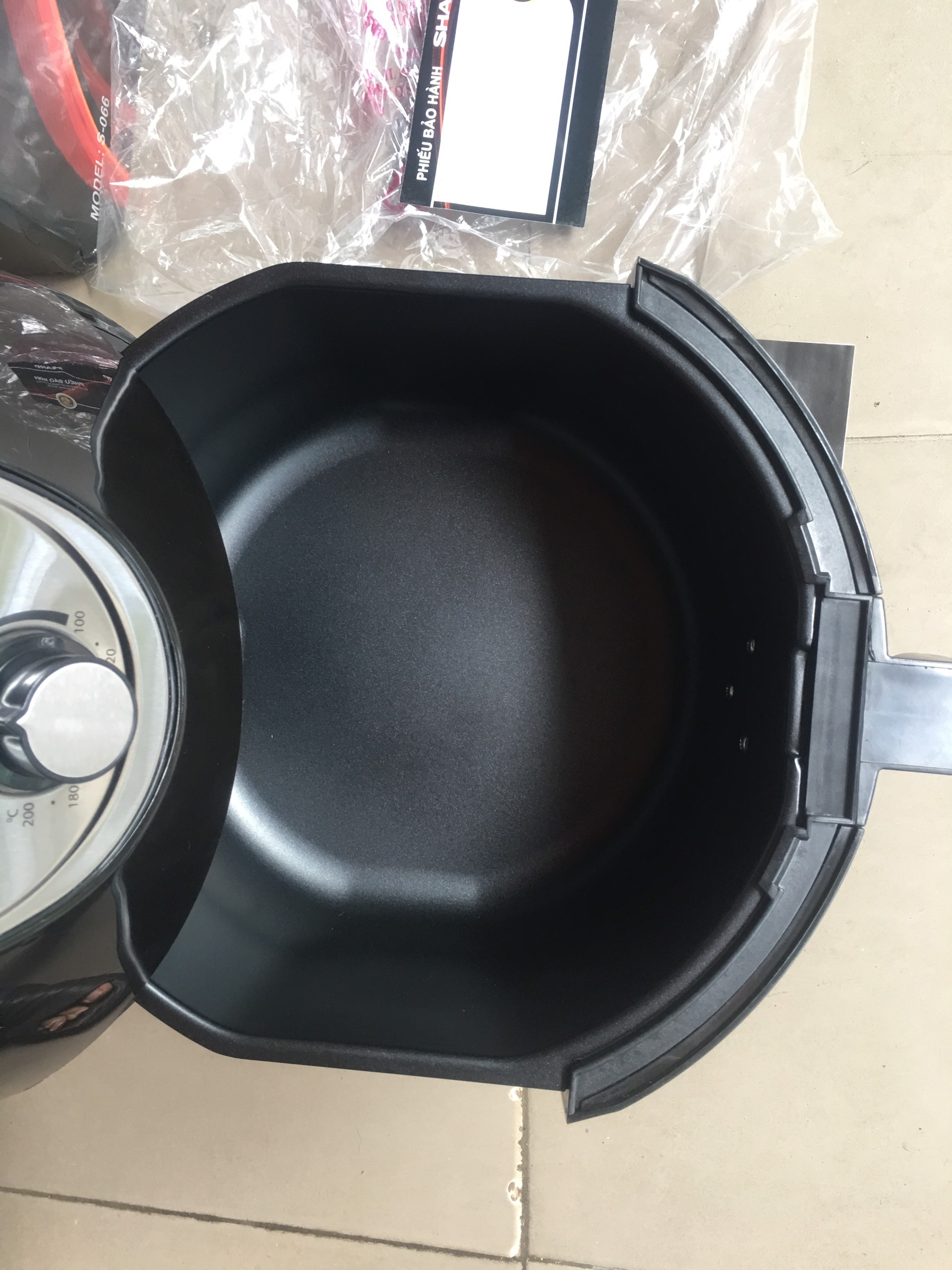Nồi chiên không dầu Sharp loại 6L