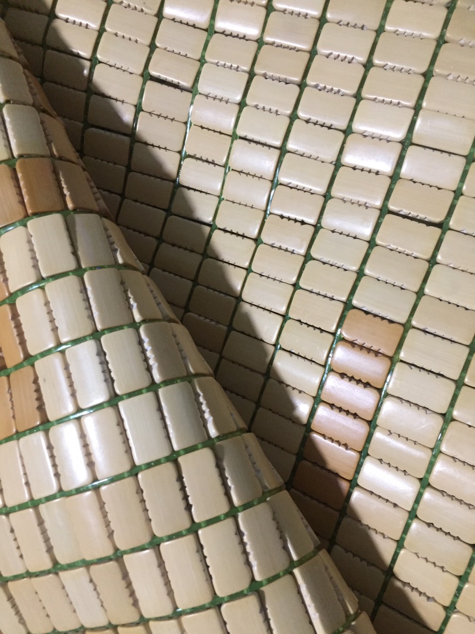 Chiếu trúc hạt vàng ngang 1,2m x 1,9/ 1,98m