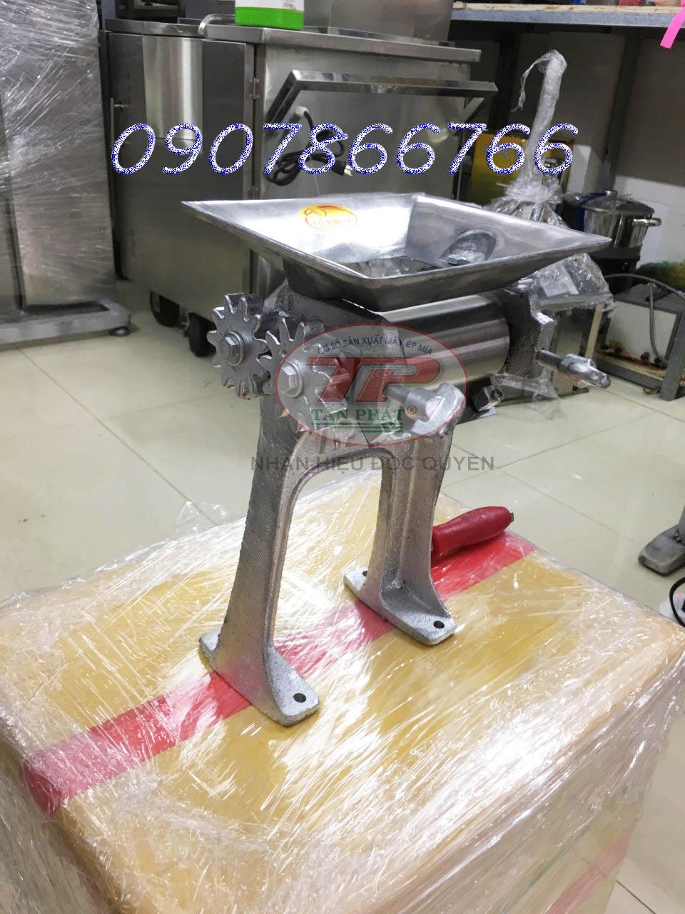 Máy cán khô mực bằng tay