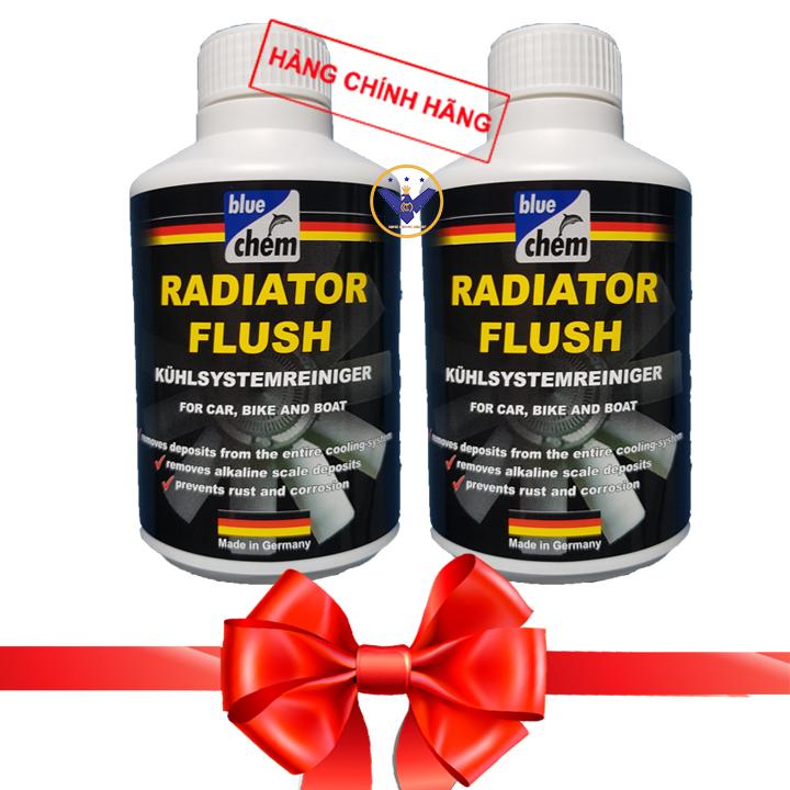 BỘ 2 Phụ gia vệ sinh súc rửa két nước làm mát xe ô tô, xe máy Bluechem Radiator Flush 300ml