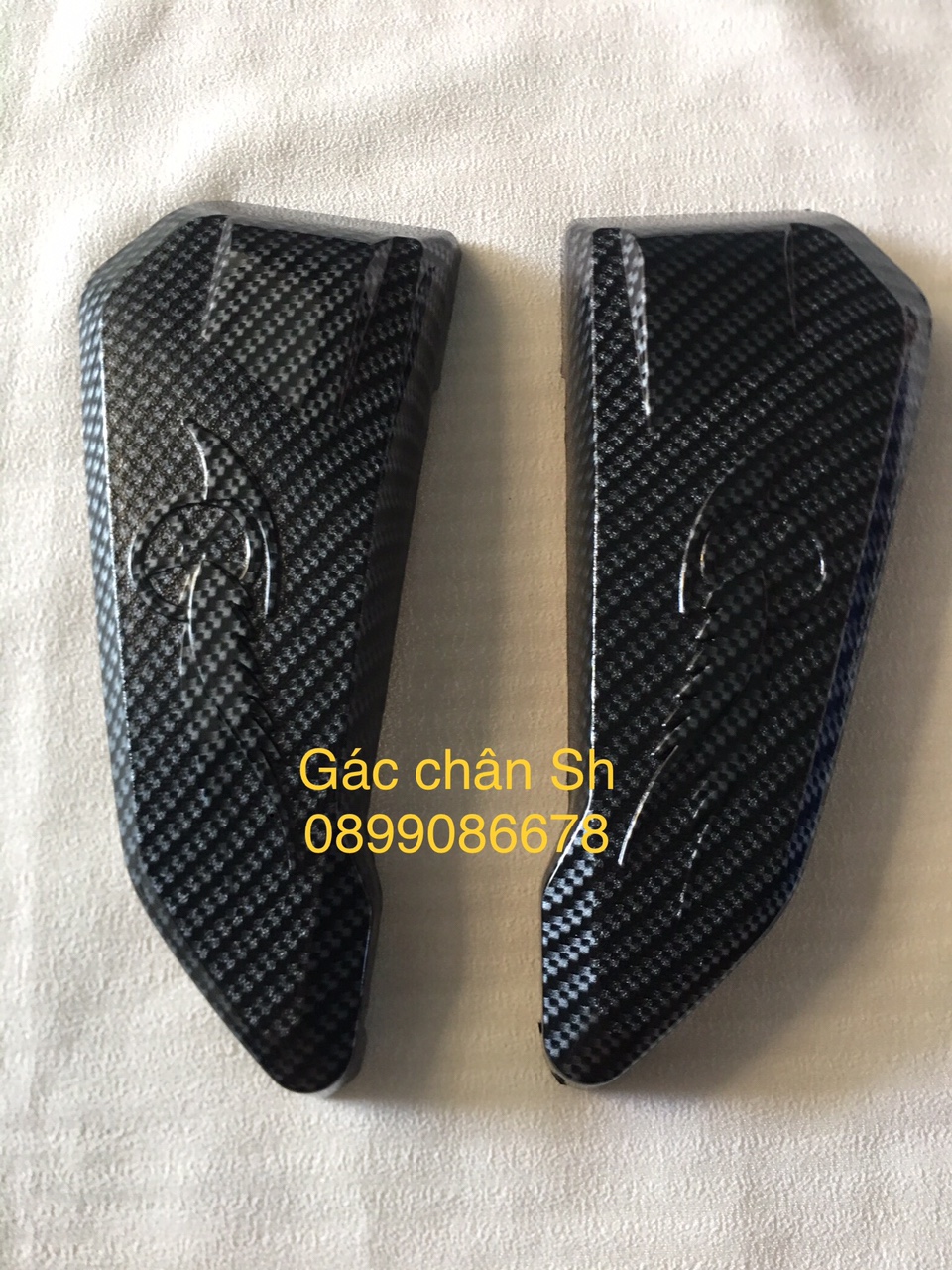 Ốp Gác Chân Nhỏ Xe SH 125i, 150i đời 2020, 2021, 2022 - Nhúng Carbon