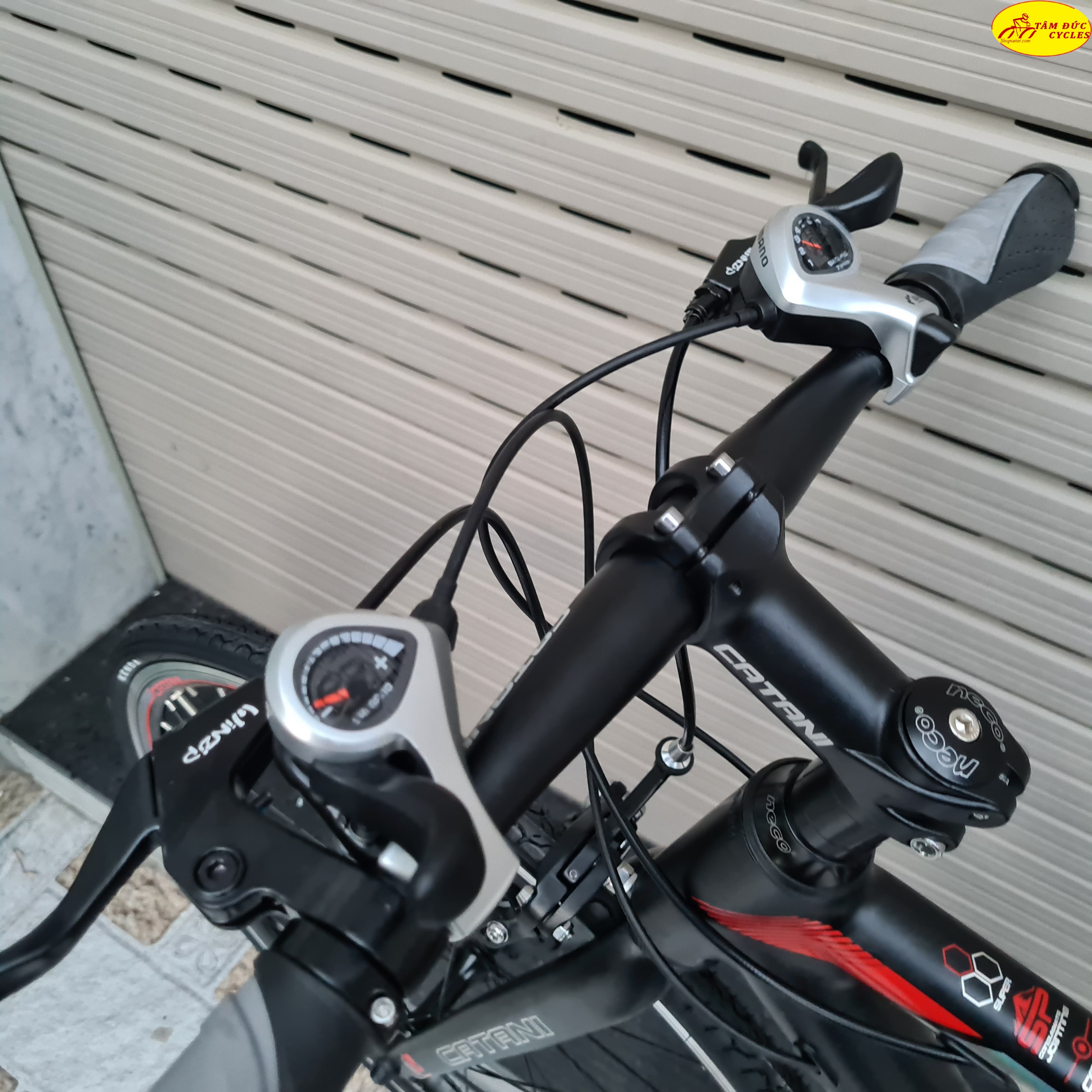 Xe Đạp Touring Catani Model 2.0