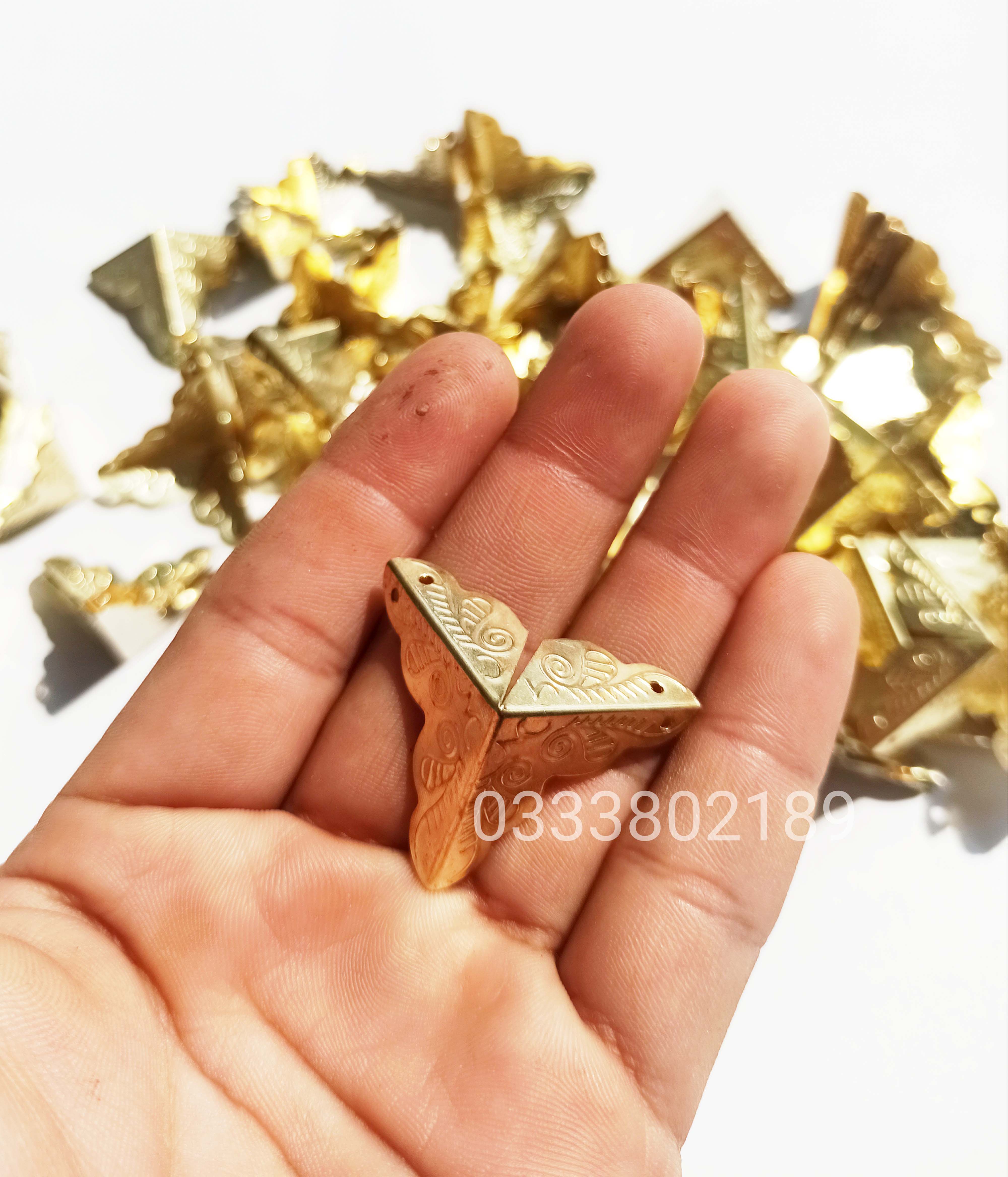 [HCM]kèm đinh. ốp góc hộp vuông 25mm (8 cái)