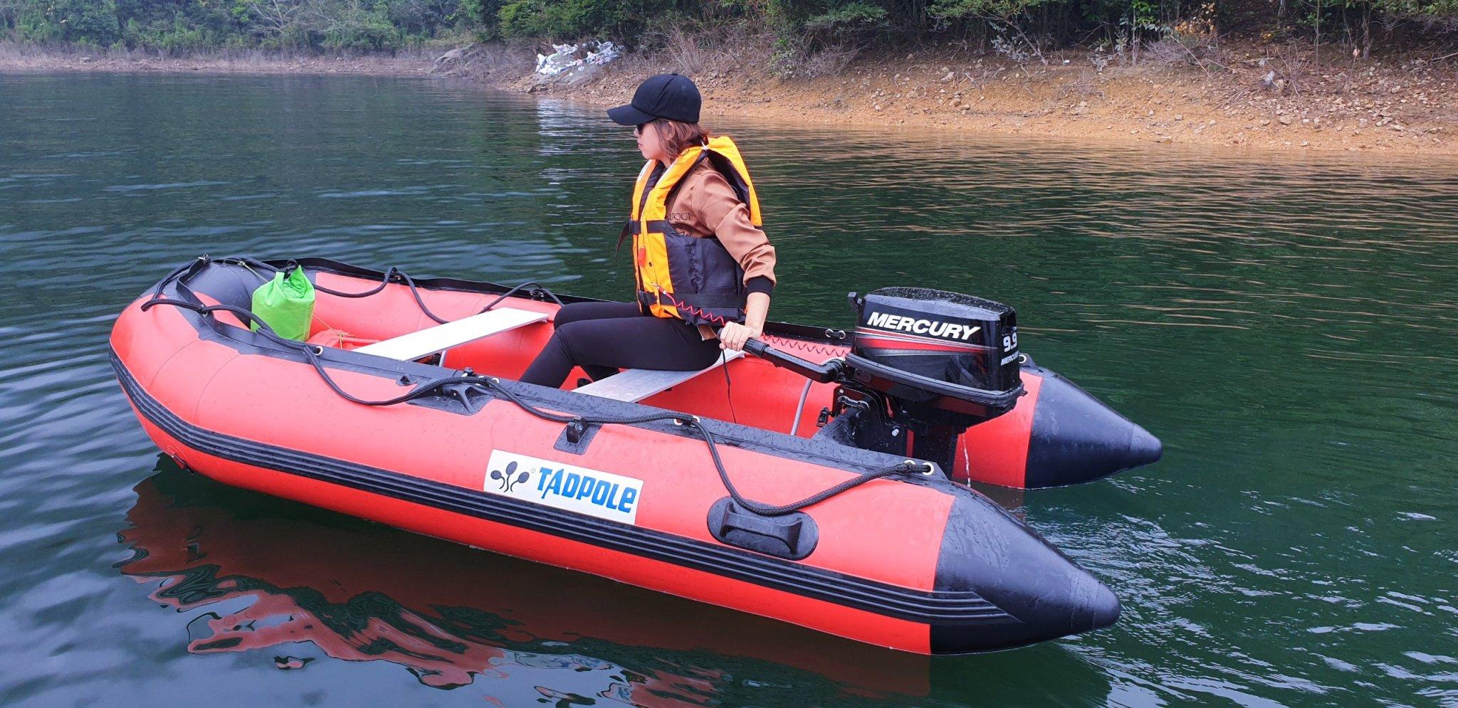 Máy thủy Mercury 9.9Hp bản nhẹ 26kg