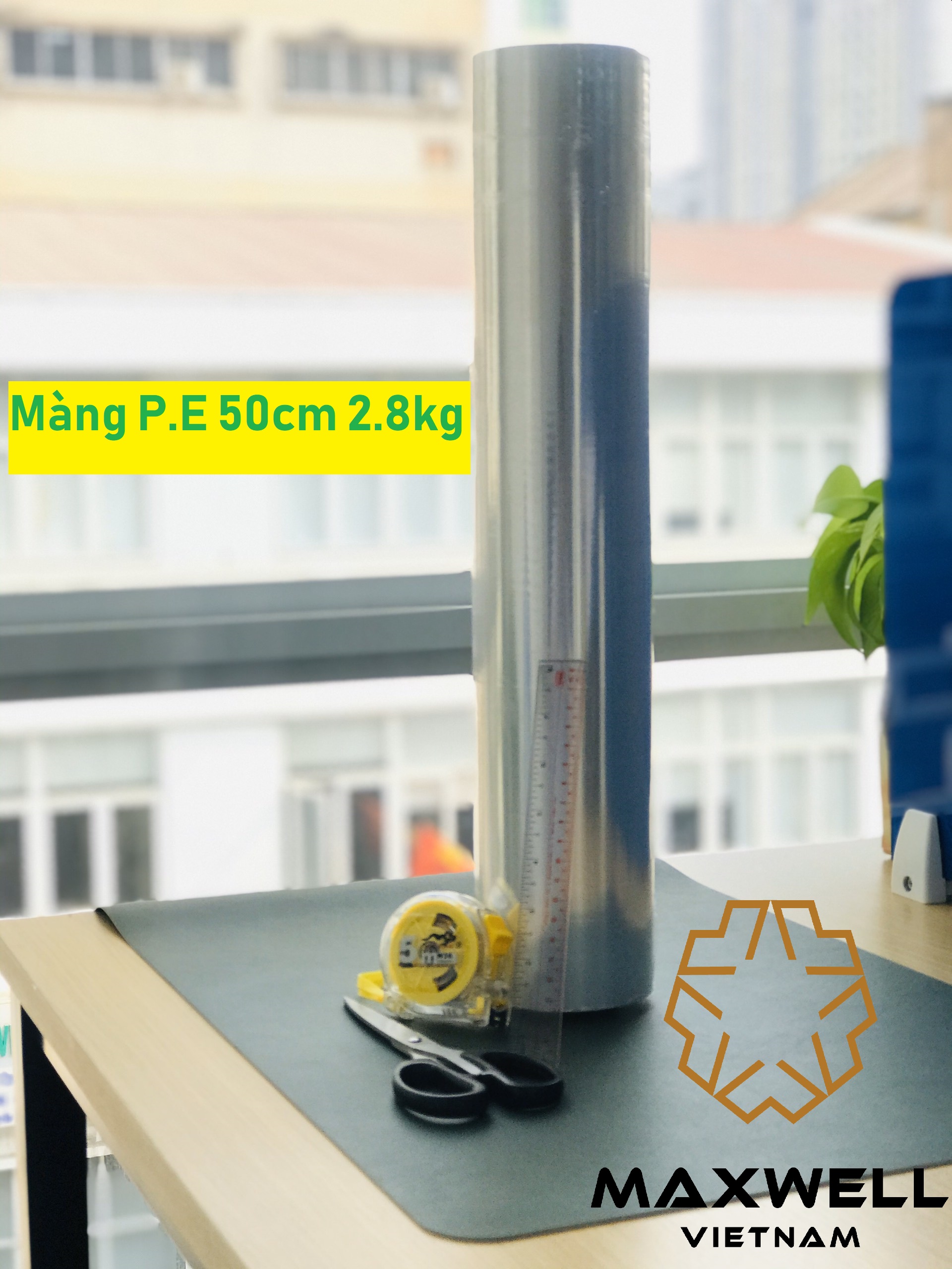 Màng PE 2,8kg lõi 300gram