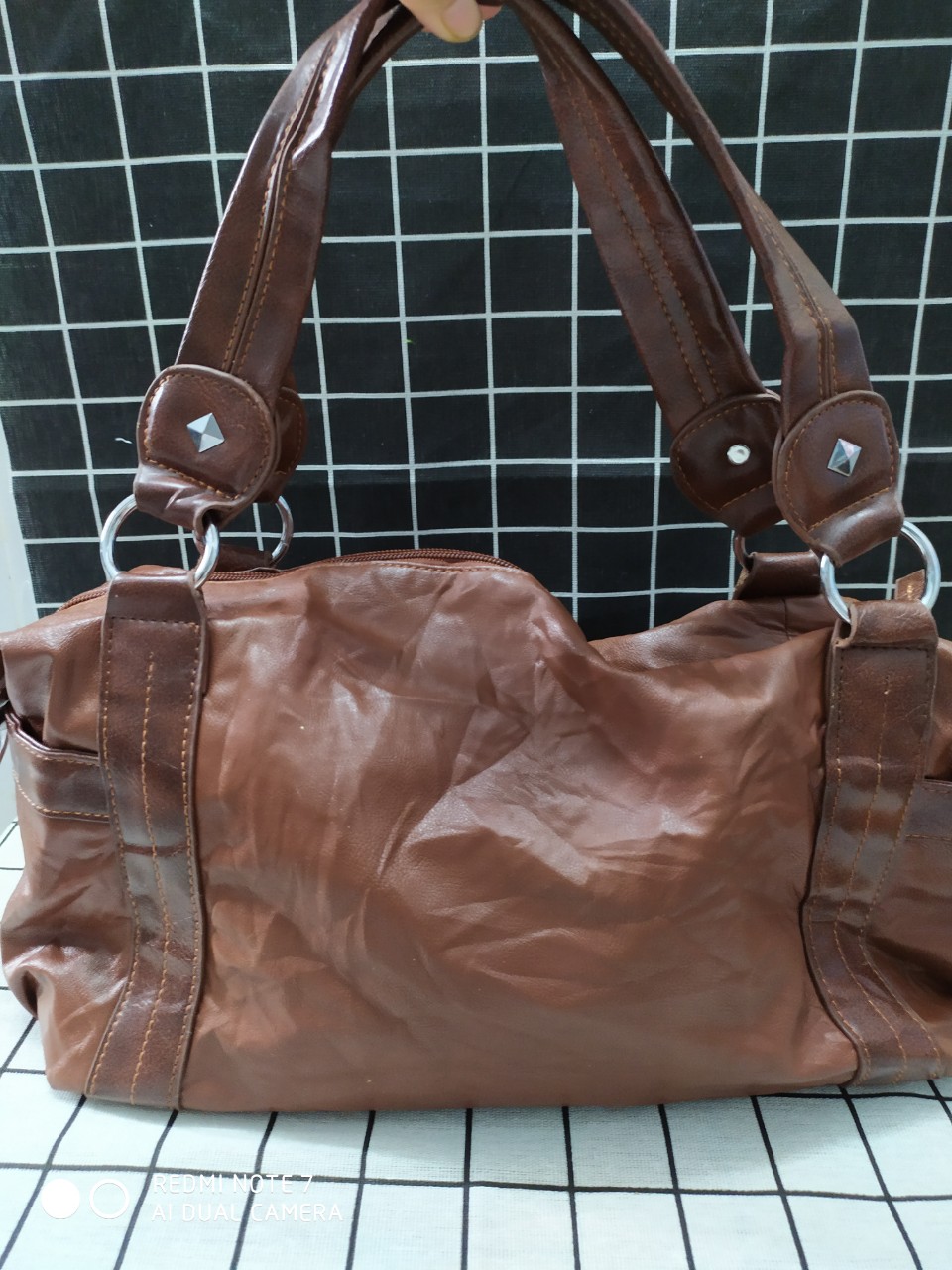 Túi da mềm secondhand, hàng si