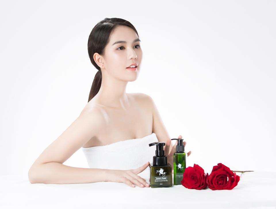 Dung dịch vệ sinh Xuân Hồng 120ml