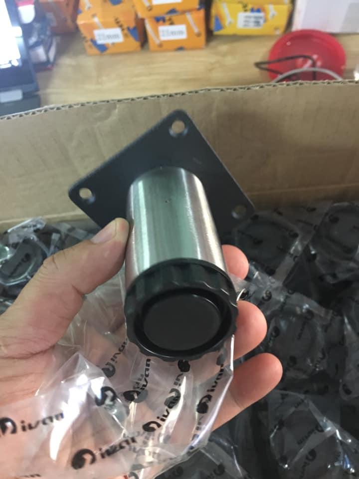 Đỡ chân bàn inox chính hãng Ivan 08240