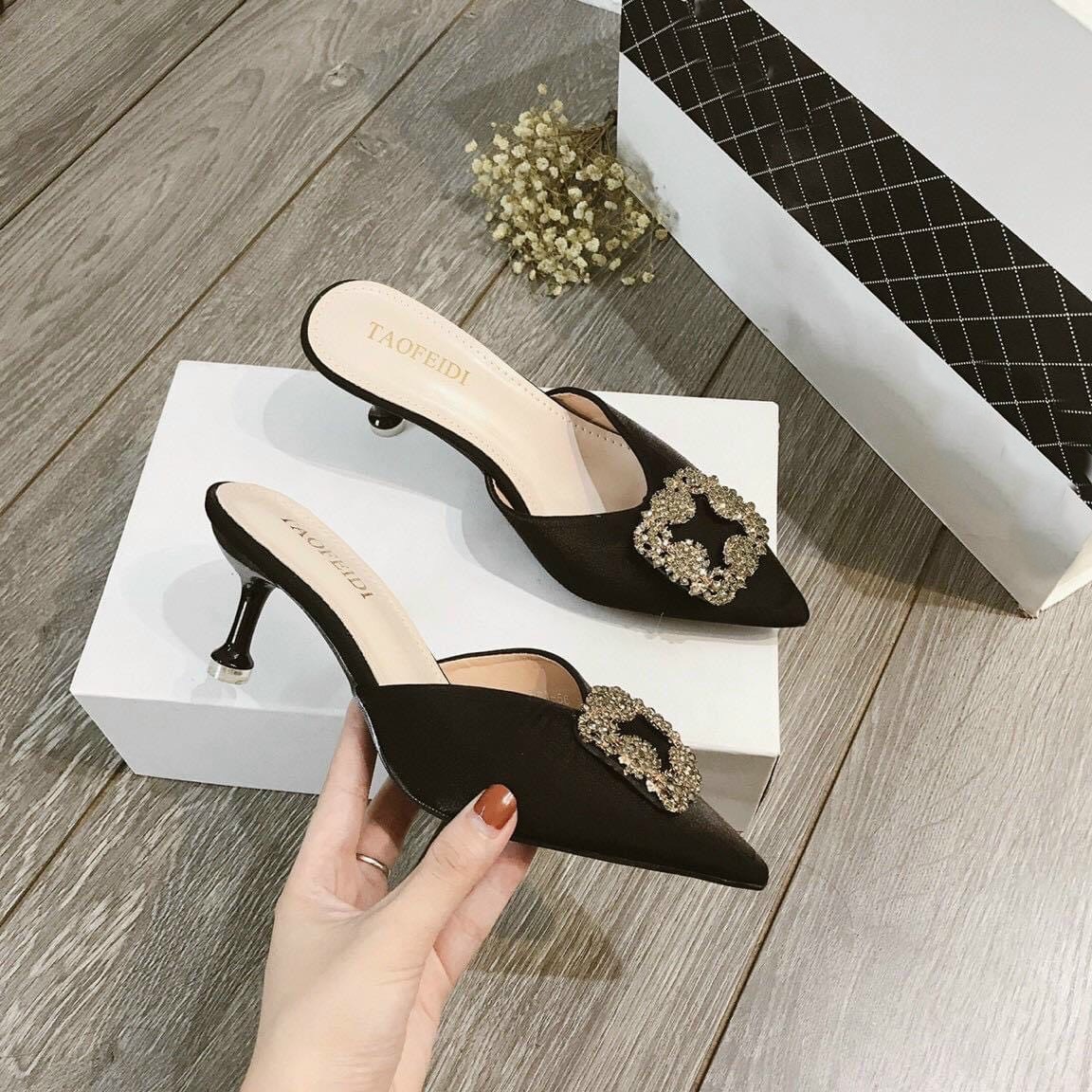 Guốc nữ thời trang bít mũi phối mặt đá gót tròn 5 phân siêu đẹp