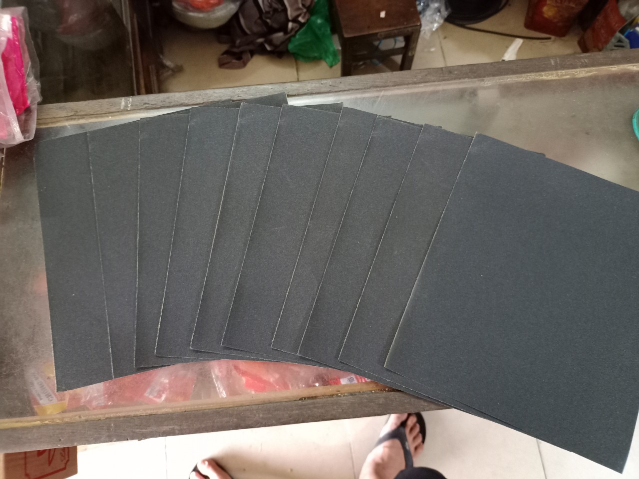5 - 10 TỜ GIẤY NHÁM XẢ TƯỜNG SỐ 150 - 180