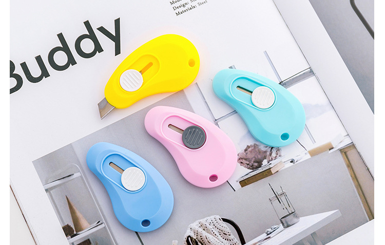 [HCM]Dao Rọc Giấy Mini Bỏ Túi