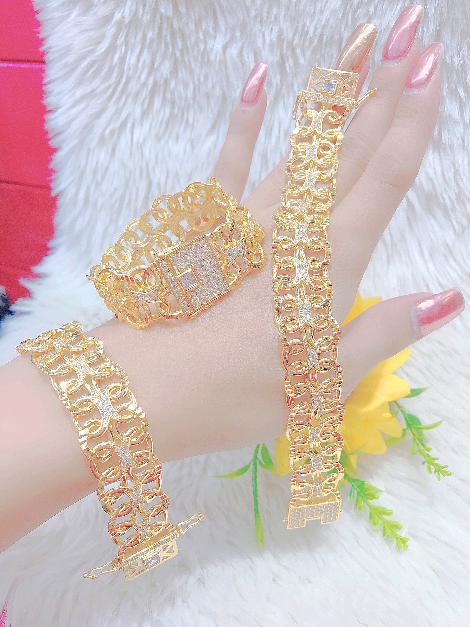 Lắc tay nữ mạ vàng thật 18K Free&Easy kiểu dáng tinh xảo thời trang, thích hợp làm quà tặng, lắc tay cao cấp, lắc tay hottrendFE.vong284