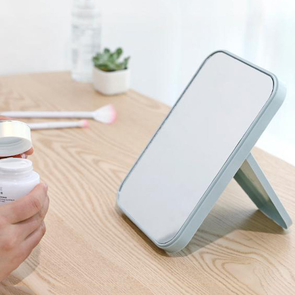 Gương soi trang điểm để bàn nhiều màu