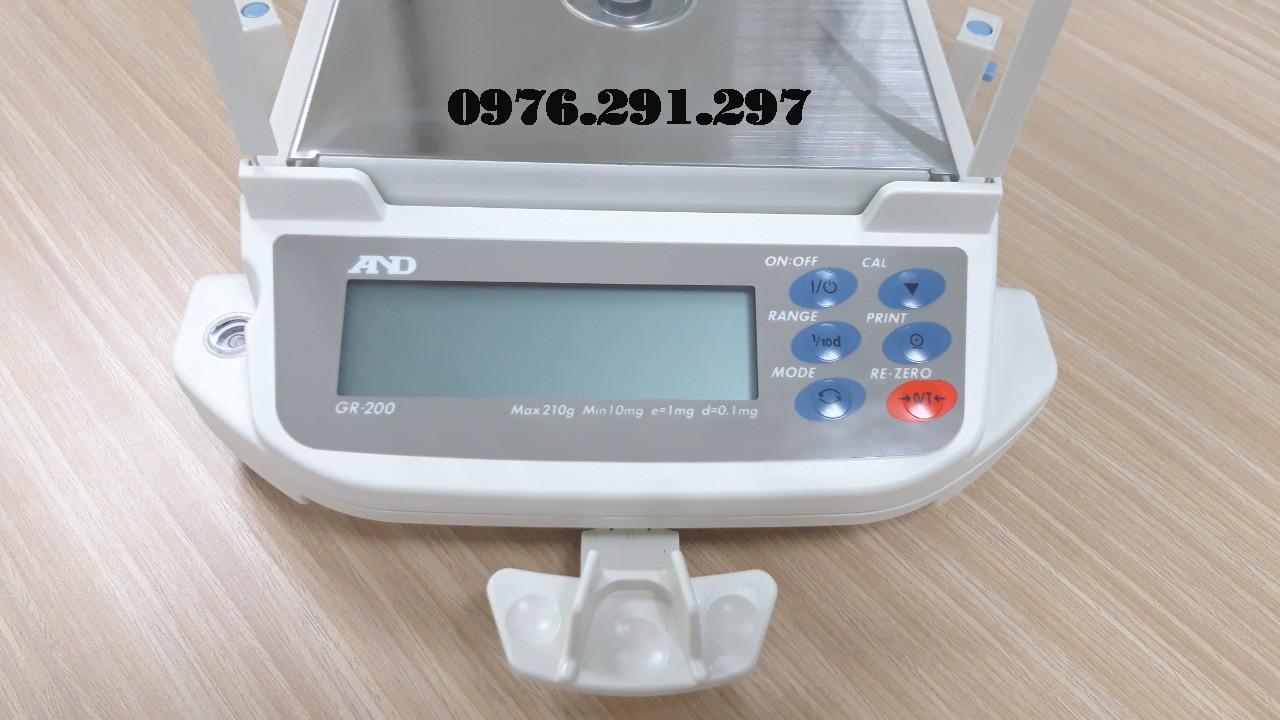 [HCM]Cân phân tích 4 số lẻ GR200 A & D Nhật Bản