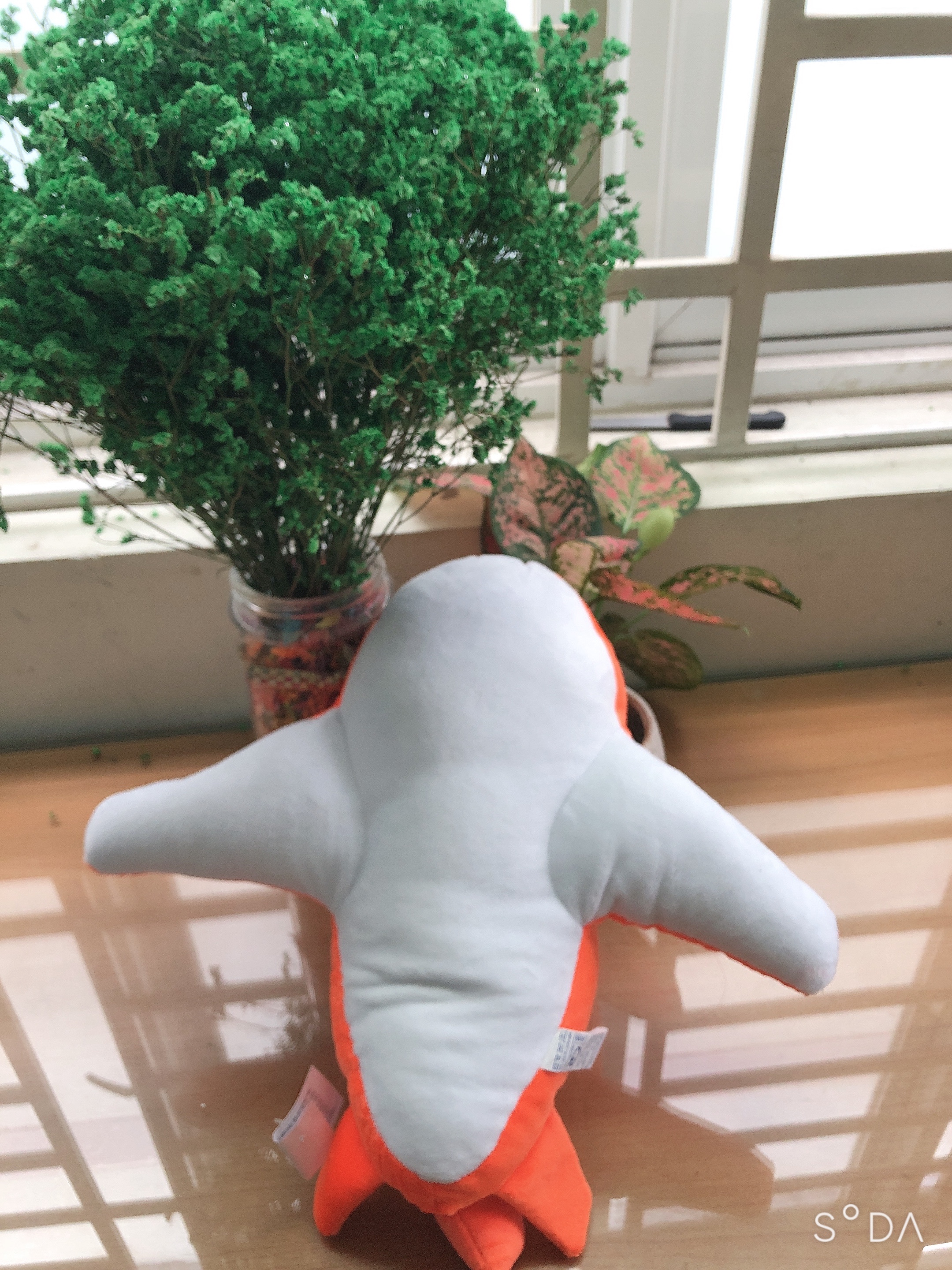 máy bay nhồi bông huggies