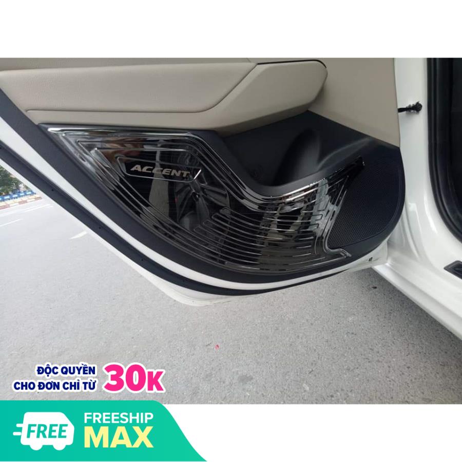 Ốp chống xước cánh cửa Hyundai Accent titan, Ốp tapli cửa Hyundai Accent 2018 2020 2021 2022  titan cao cấp