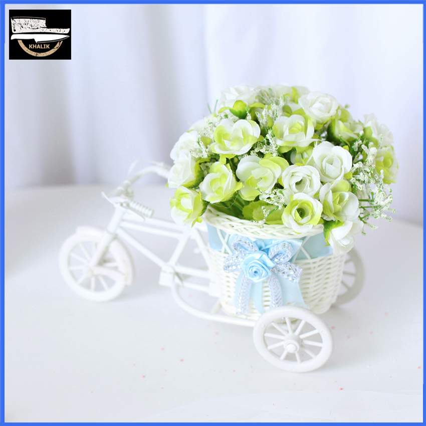 Giỏ Hoa giả trang trí để bàn hoa hồng giỏ hình xe