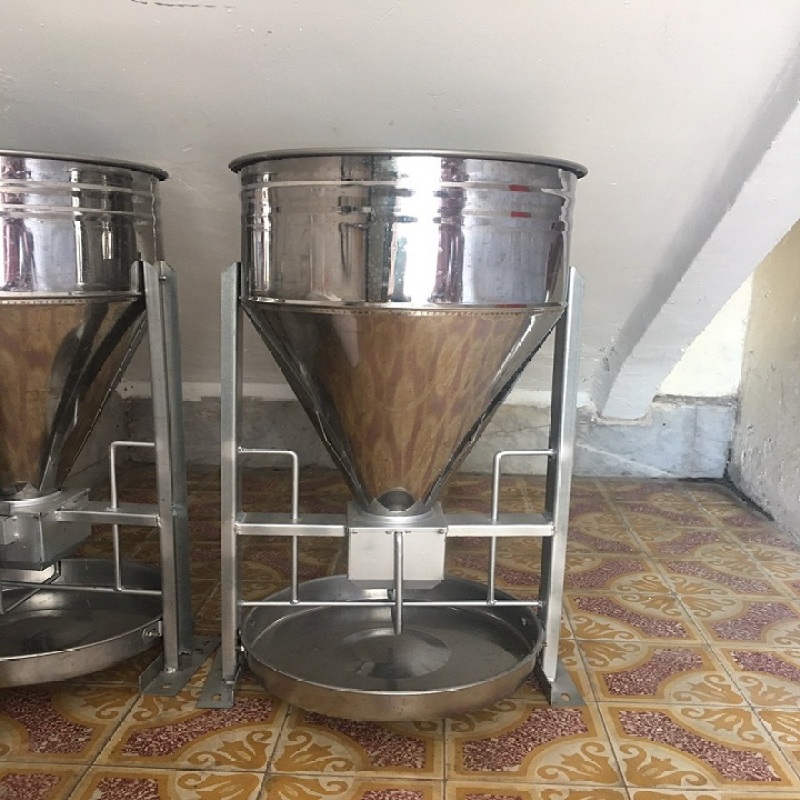 Máng ăn tự động cho heo thịt