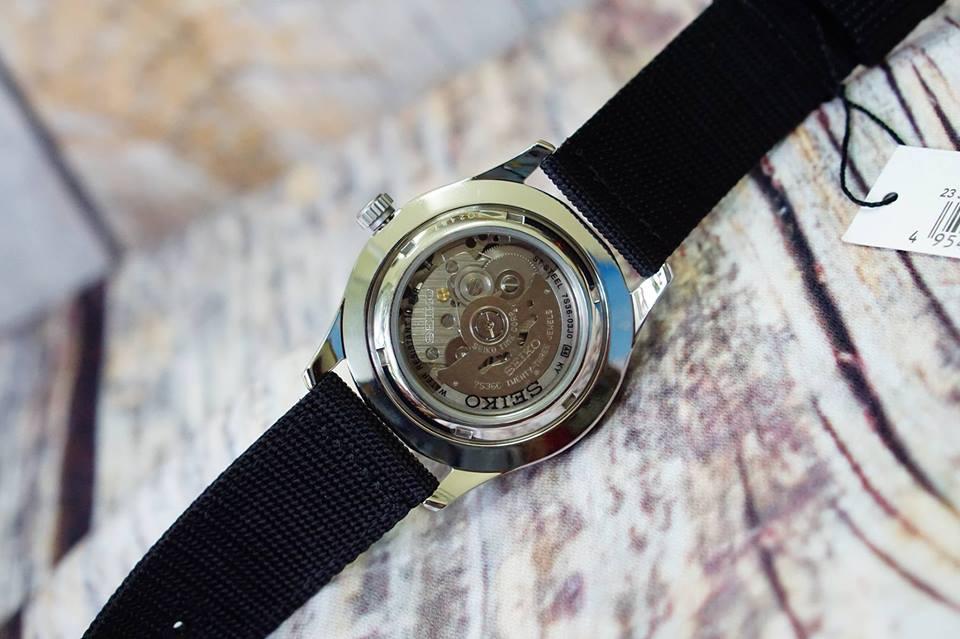 Đồng hồ nam Seiko 5 SNZG15K1 ( màu đen)