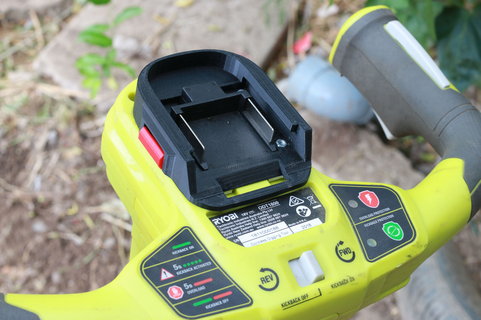 Đế chuyển pin makita 18V cho máy Ryobi