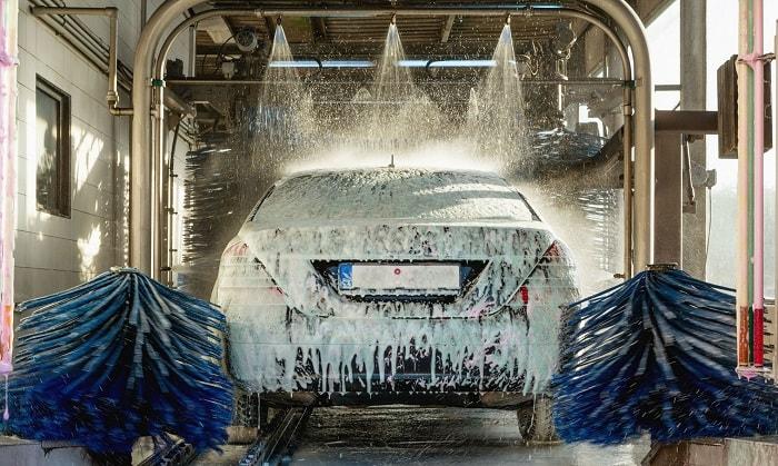 Tạo bọt rửa xe thân thiện Lowell Car Wash