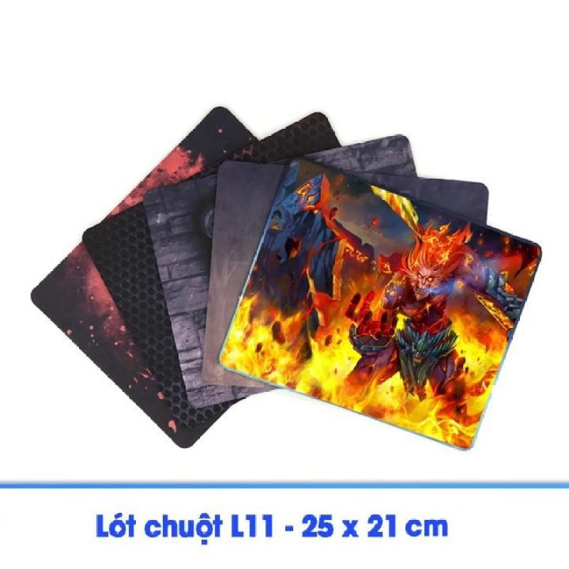 Giá Miếng Lót chuột hình game thủ r7 size 25 x 21cm - giao hình ngẫu nhiên