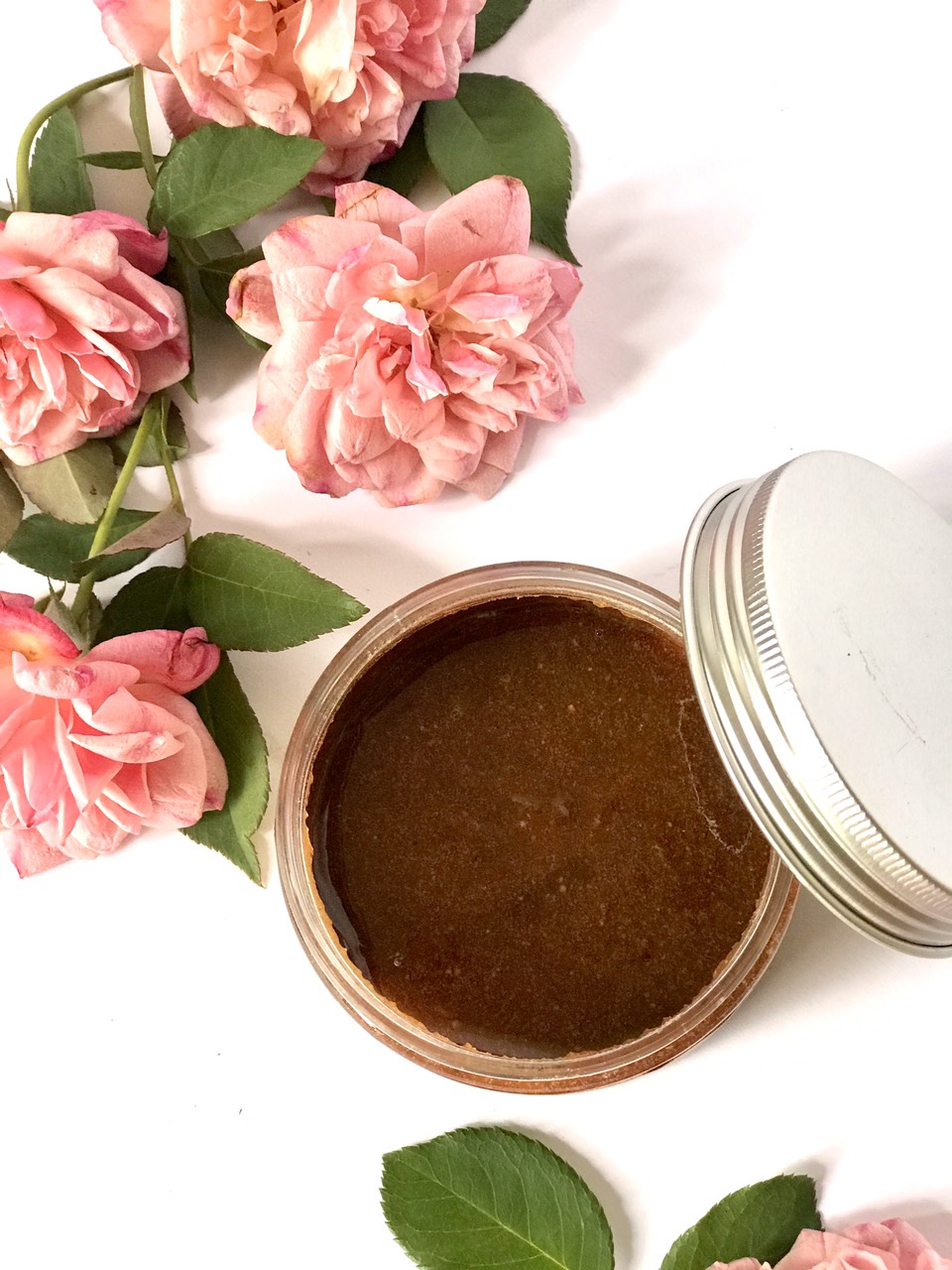 Rửa mặt tẩy da chết Karose Face Crub