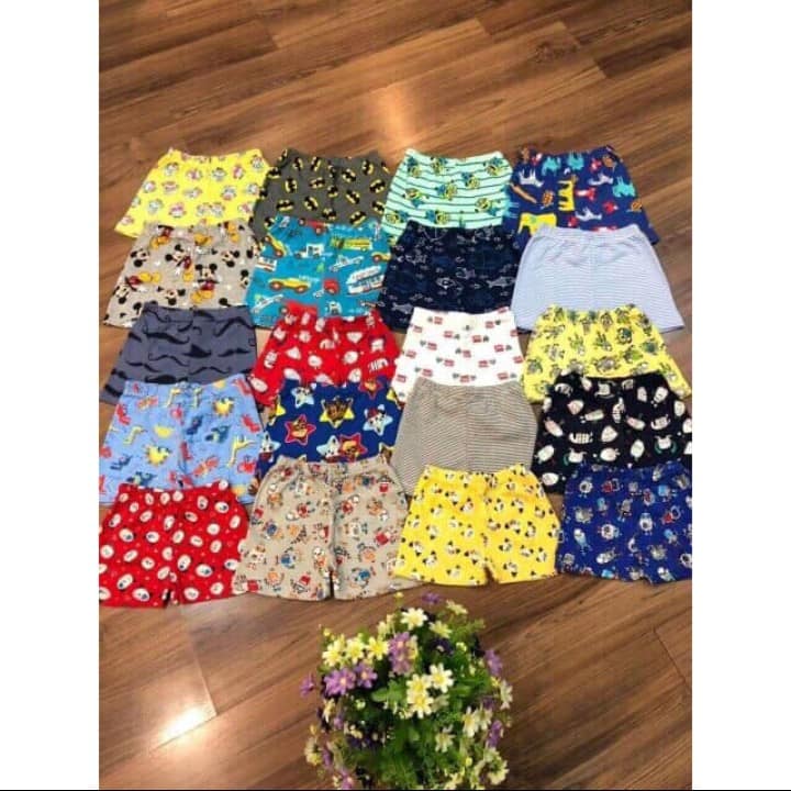 Combo 4 quần đùi vải coton loại đẹp  cho bé ( 2-35kg)