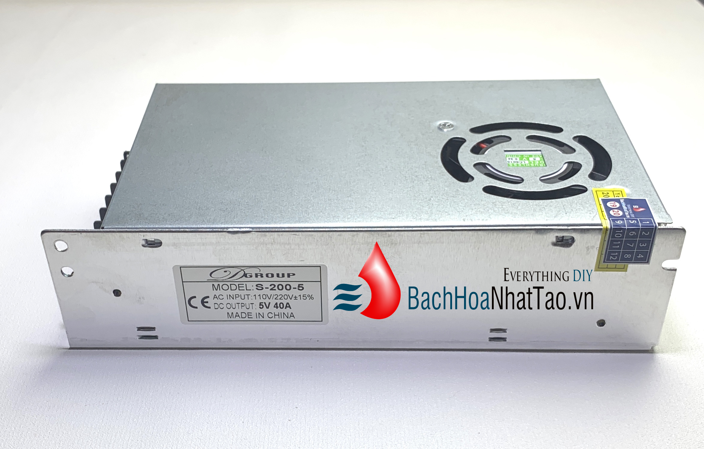Nguồn tổ ong 5V 40A 200W(quạt) mới 100%