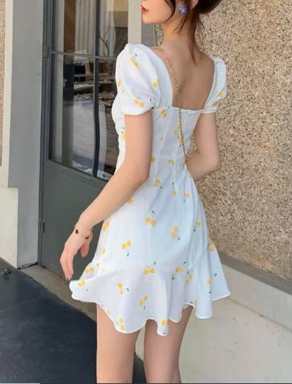 Đầm cherry vàng cúp ngực (kèm hình thật)