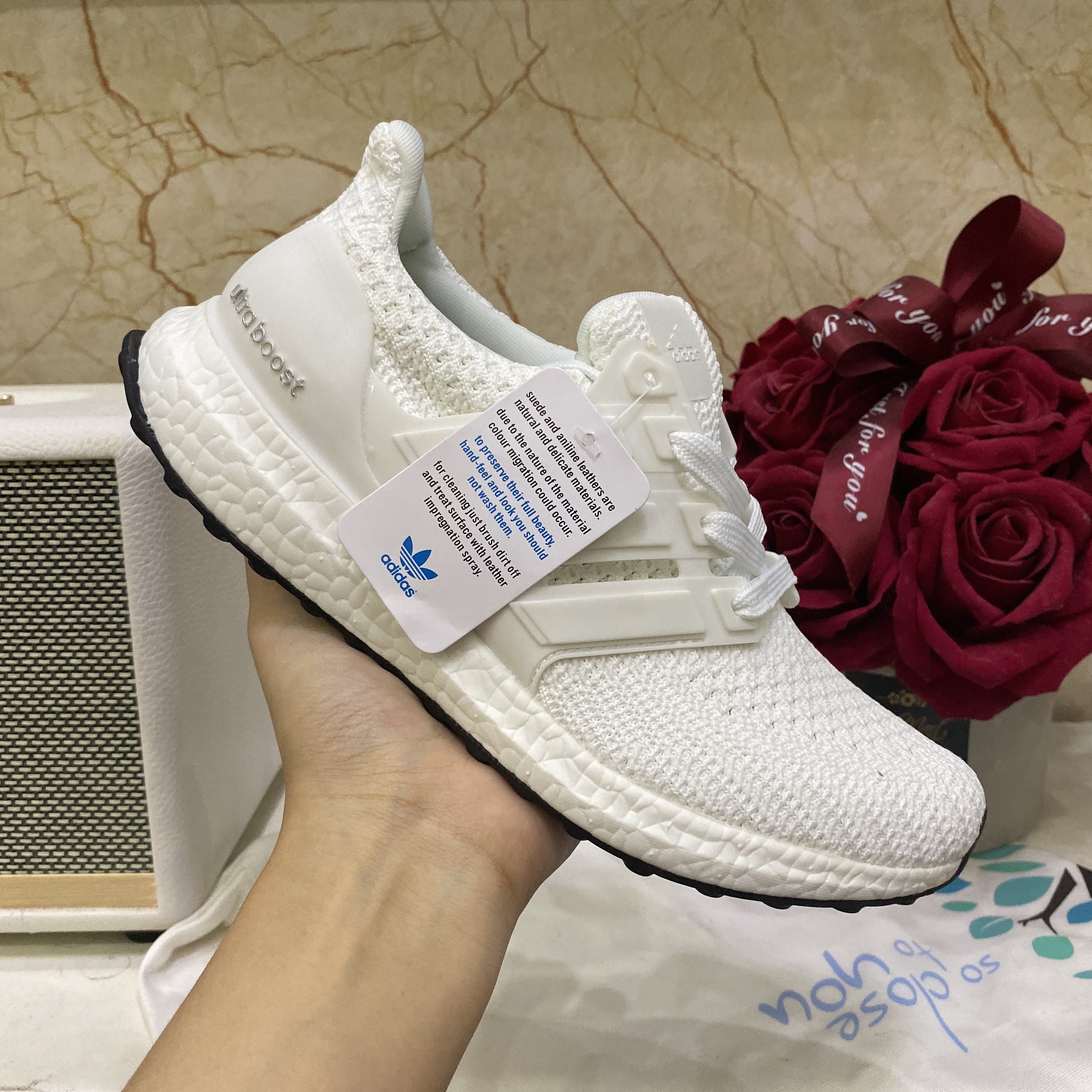 [ẢNH CHI TIẾT] GIÀY THỂ THAO SNEAKER ULTRABOOST 4.0 TRẮNG
