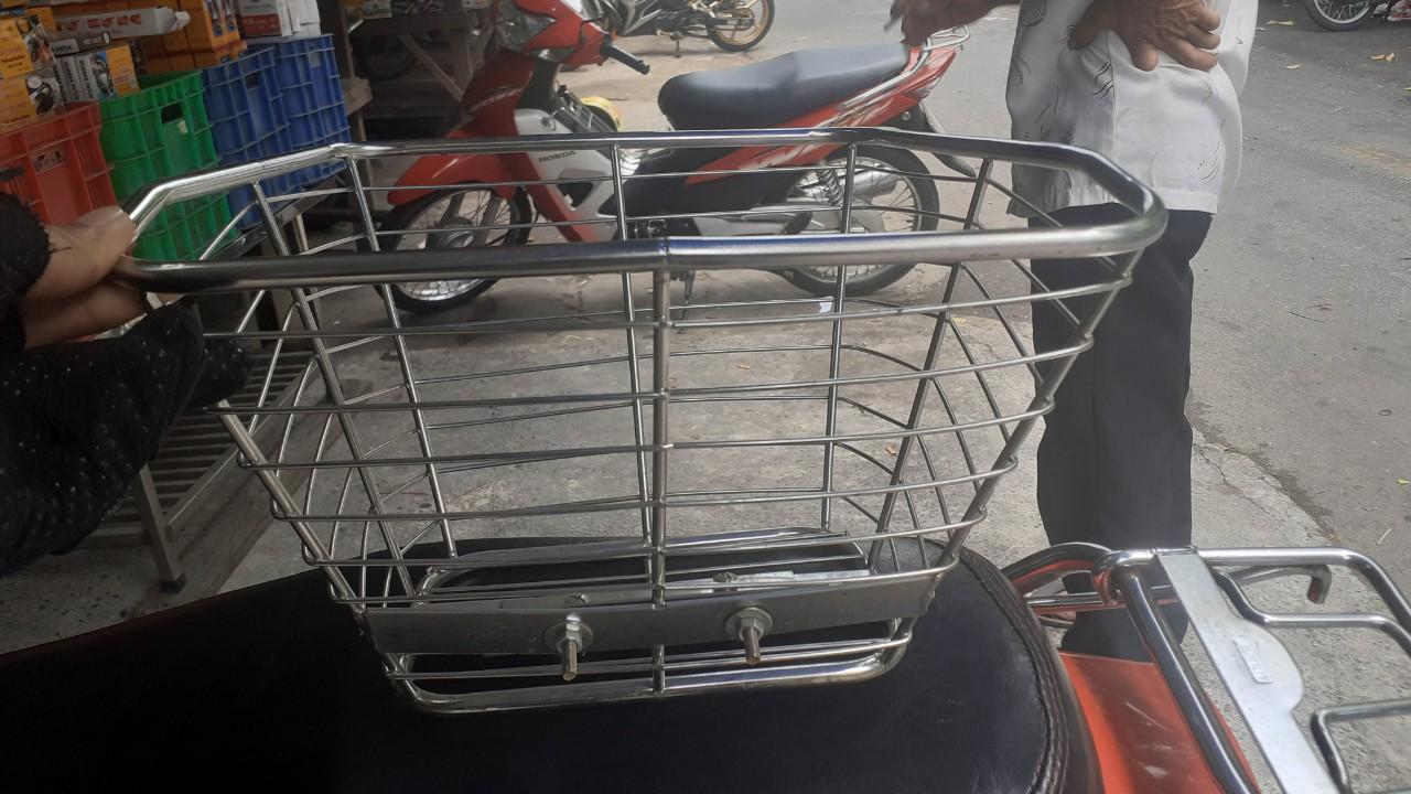 [HCM]Giỏ Inox Xe Máy
