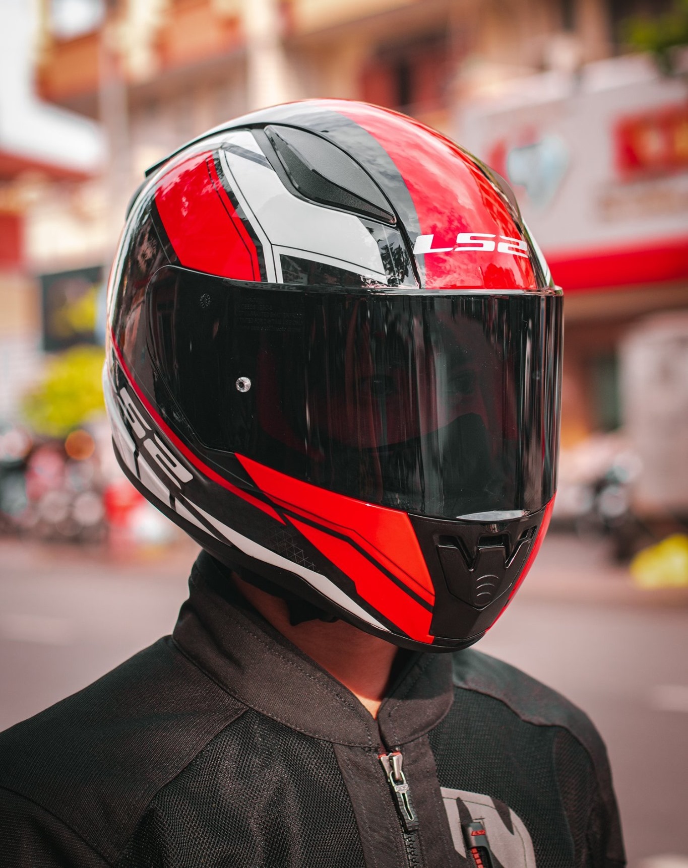 [CHÍNH HÃNG] MŨ BẢO HIỂM FULLFACE LS2 FF353 ĐỎ ĐEN TRẮNG