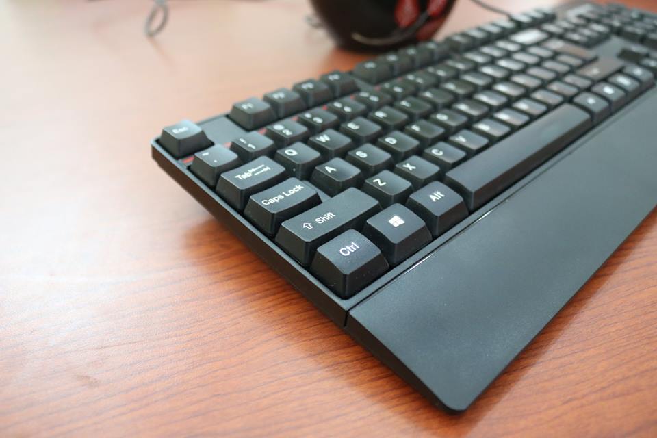 Bàn phím có dây Newmen E340