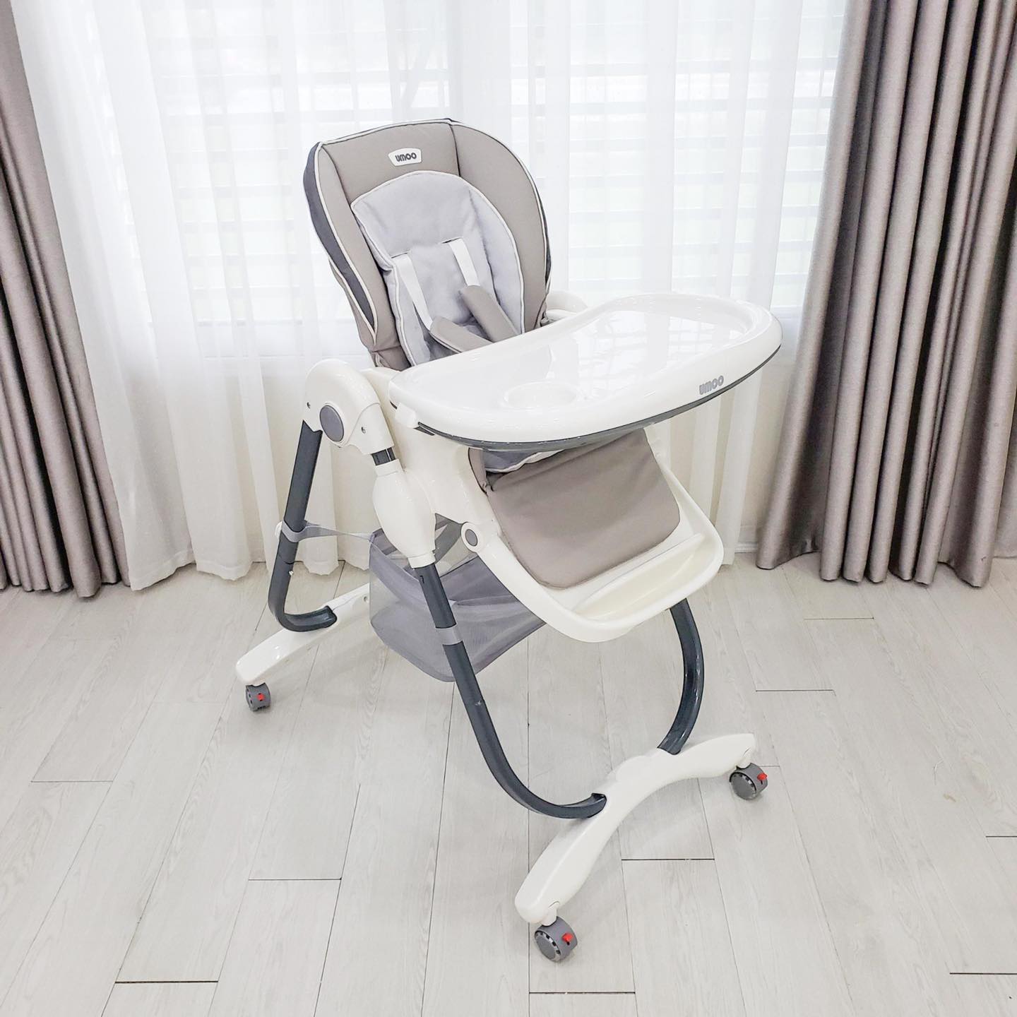 GHẾ ĂN DẶM CAO CẤP NEWBER - UMOO