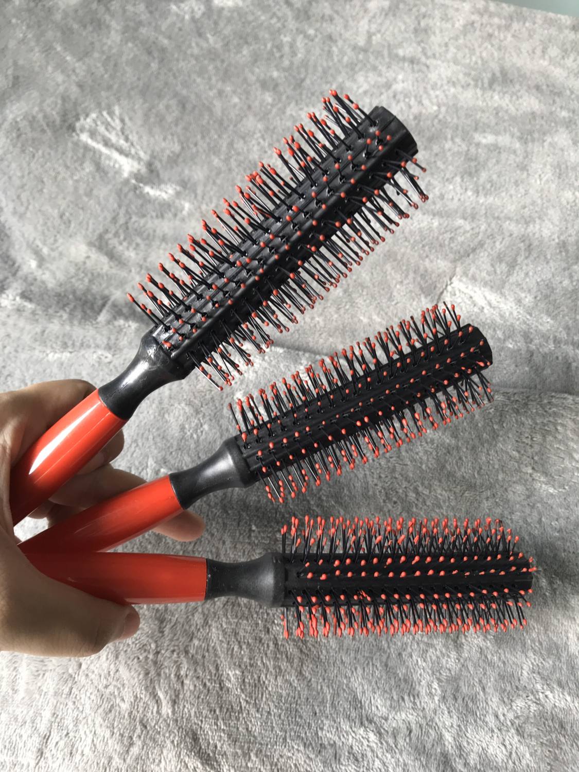 [HCM]Lược Tròn Tạo Kiểu Tóc Phồng (Cán nhựa)