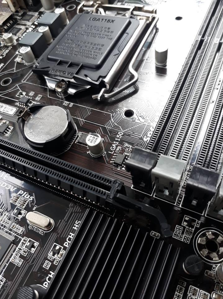 Mainboard Gigabyte B85 DS3H/ D3V Plus 4 khe ram