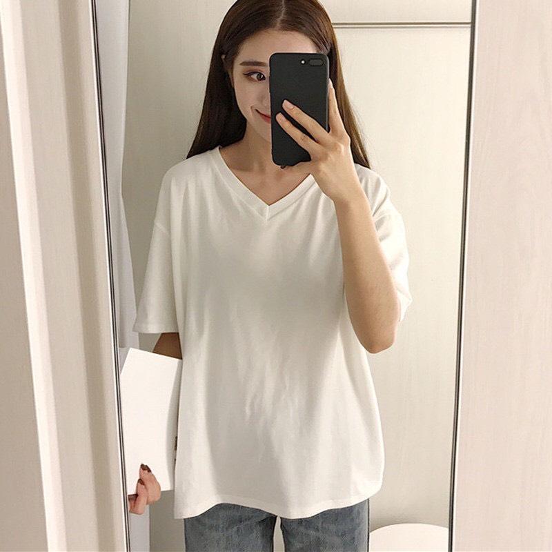 Áo thun nữ cổ tim basic