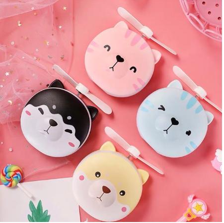 Quạt Mini Kèm Gương Và Đèn Led Hình Siêu Cưng